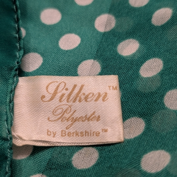 Vtg Berkshire Made in Italy Green Polka Dot Square Scarf - Picture 3 of 6